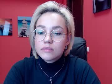 agnes_treis chaturbate