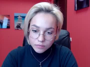 agnes_treis chaturbate