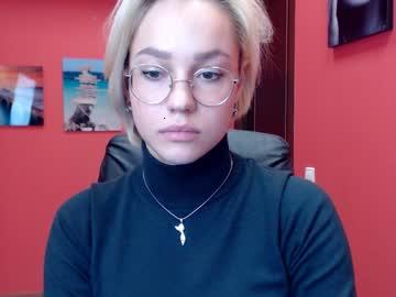 agnes_treis chaturbate