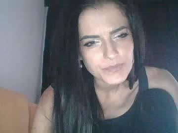 anelisse_mia chaturbate