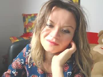 aura_glamourous chaturbate