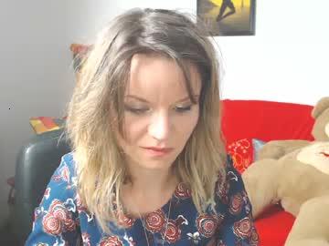 aura_glamourous chaturbate