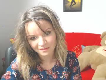 aura_glamourous chaturbate