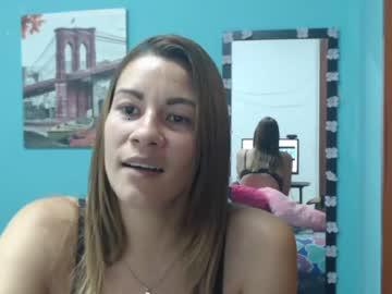 camiladioor2 chaturbate