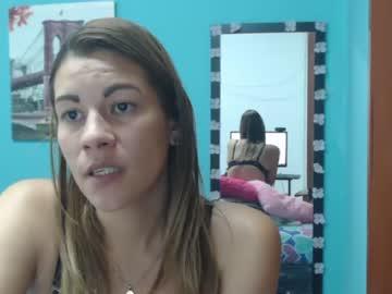 camiladioor2 chaturbate