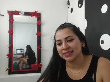 caroliine_whiite chaturbate