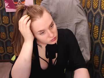 carolinecoy chaturbate