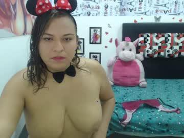 carolinenimet chaturbate