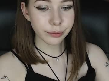 chloe_liam chaturbate