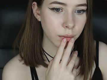 chloe_liam chaturbate