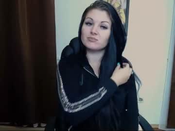 devil_kitti chaturbate