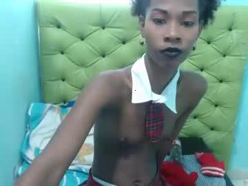 ebonyariax chaturbate