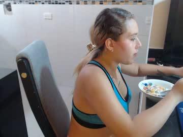 ela_queens chaturbate