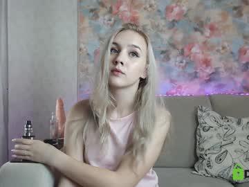 emi_li chaturbate