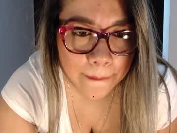 enmilyhot chaturbate