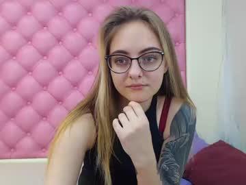 frolamia chaturbate