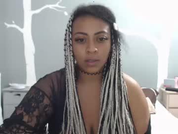 hallestrawberry69 chaturbate