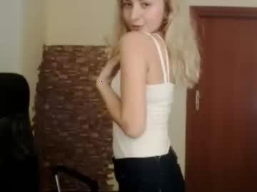 hollyevelyn chaturbate