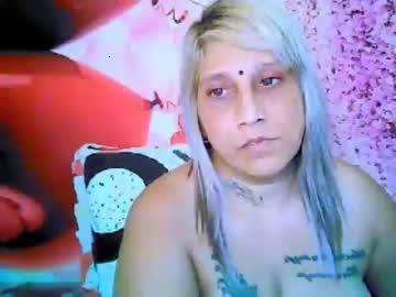 indianroxy69 chaturbate