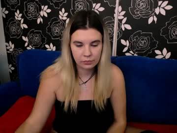 juicy_strawberry chaturbate