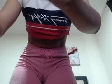 karlamills18 chaturbate