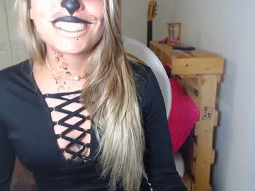 karolsuzy chaturbate