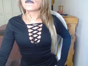 karolsuzy chaturbate