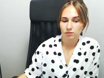 kiri_cox chaturbate