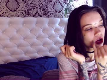 larina_wilde chaturbate