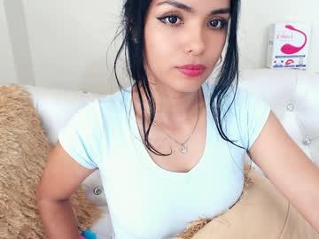 little_goddess chaturbate