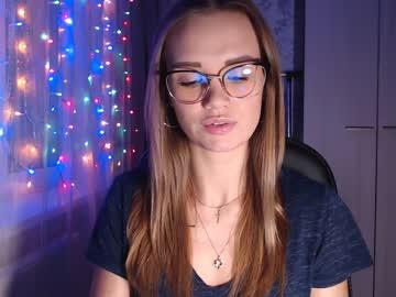 little_miss_caitlin chaturbate