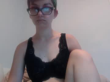 littlegirlashton chaturbate