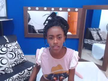 lupitanyongo1 chaturbate