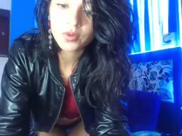 mia_bav3n chaturbate