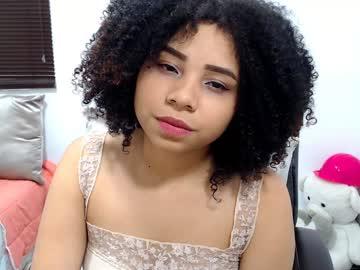 mikaella09 chaturbate