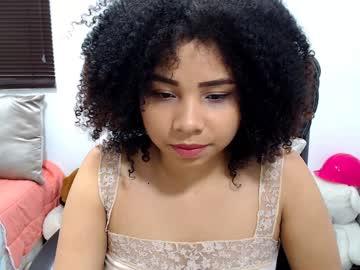 mikaella09 chaturbate