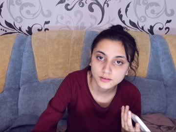 mila_yooung chaturbate