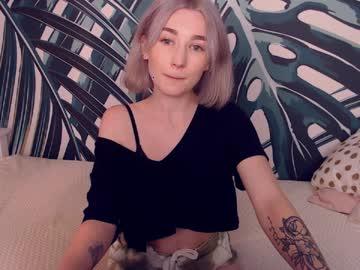 mollyhollly chaturbate