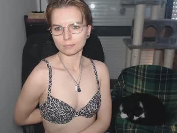 mystikatze chaturbate