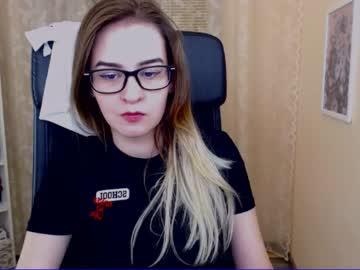 new_blond_angel chaturbate