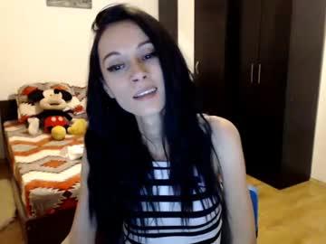 nicolequeen28 chaturbate