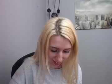 nora_kil chaturbate