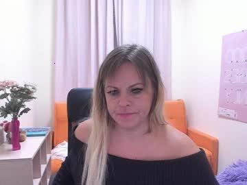 pomellamay chaturbate