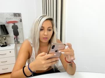 roberta_amy chaturbate