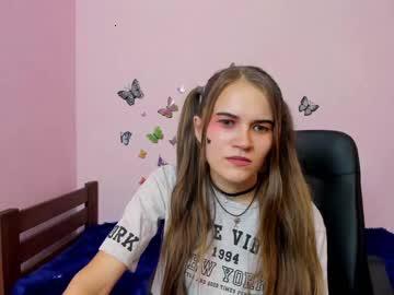 sara_bills chaturbate