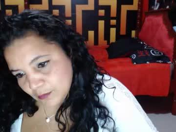 sara_hanks chaturbate