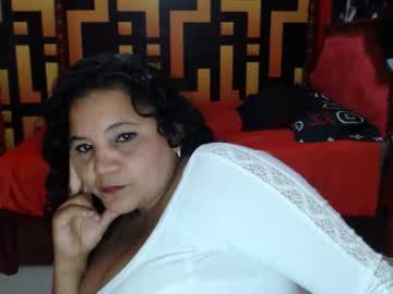 sara_hanks chaturbate