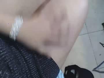 sara_river chaturbate