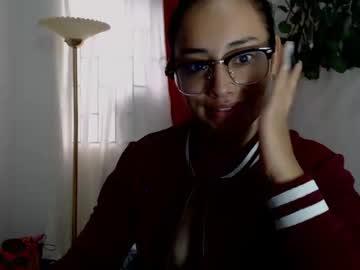 sweetyes24 chaturbate