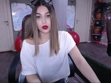 tinawilliamss chaturbate